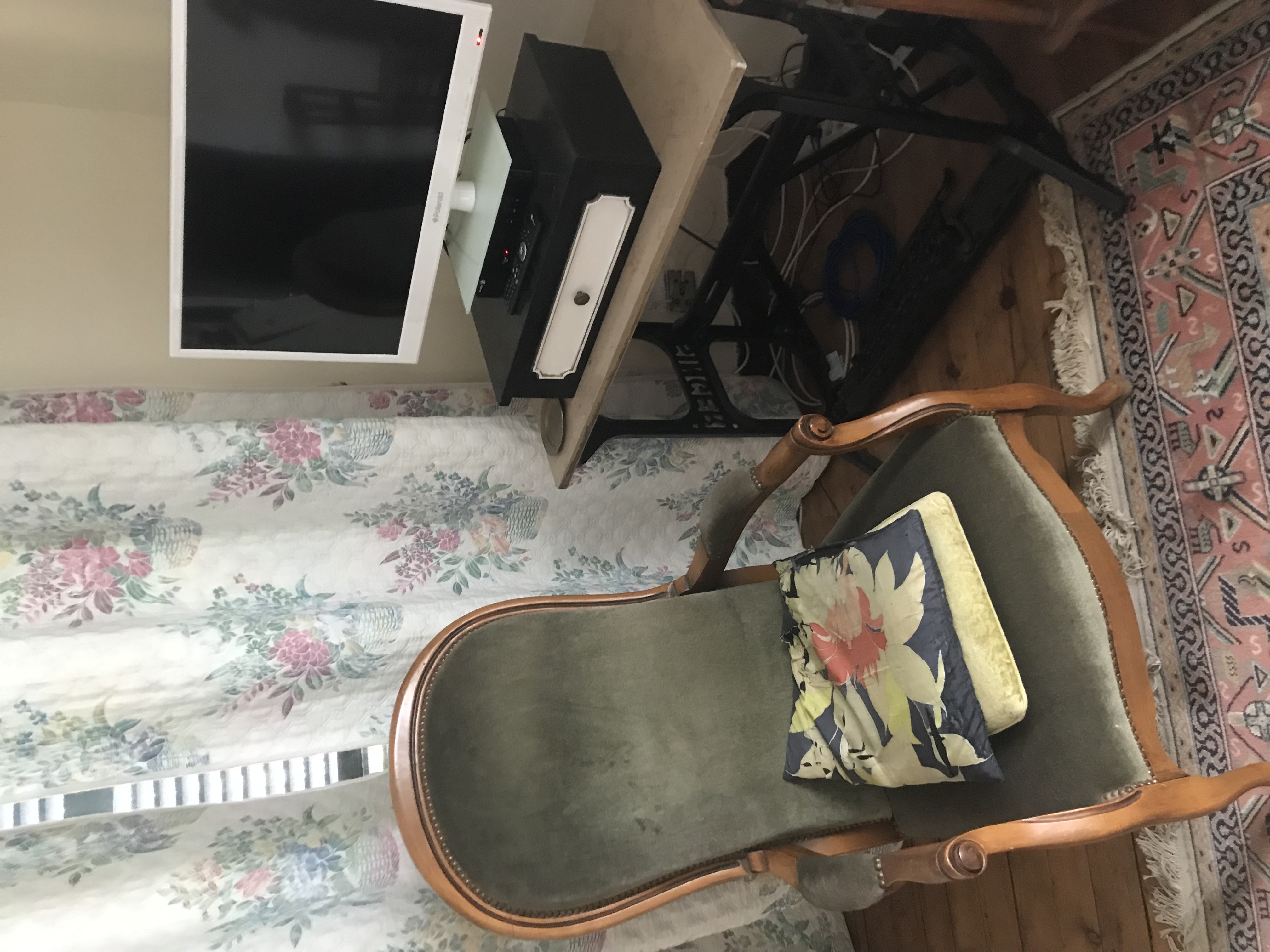 Fauteuil & Table Couture